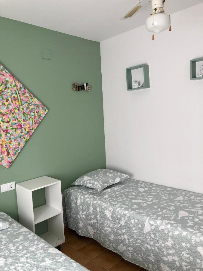 Appartement 80 M2,Port Rhodes D-2 Chambres, Terrasse Panoramique, Vue Sur Le Canal Principal D'Empuriabrava Eksteriør bilde