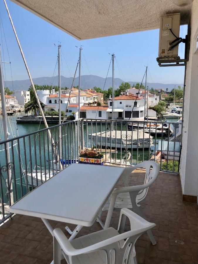 Appartement 80 M2,Port Rhodes D-2 Chambres, Terrasse Panoramique, Vue Sur Le Canal Principal D'Empuriabrava Eksteriør bilde