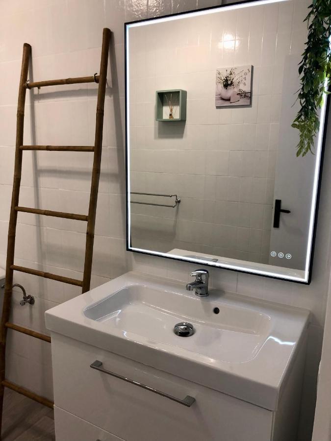 Appartement 80 M2,Port Rhodes D-2 Chambres, Terrasse Panoramique, Vue Sur Le Canal Principal D'Empuriabrava Eksteriør bilde
